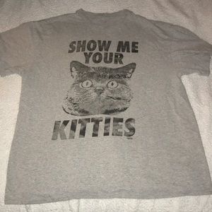 Show me your kitties gray tee